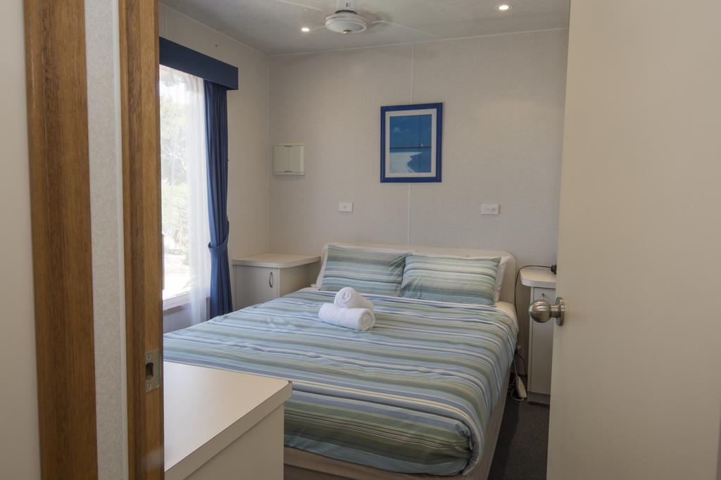 The Lakes Beachfront Holiday Park Lake Tyers Beach Dış mekan fotoğraf